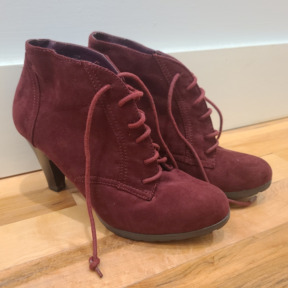 Burgundy Red Suede High Heeled Booties (size 7.5)